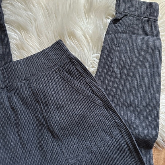 LUNYA Restore Thermal Draped Jogger In Mercurial Grey Heather - Picture 4 of 6
